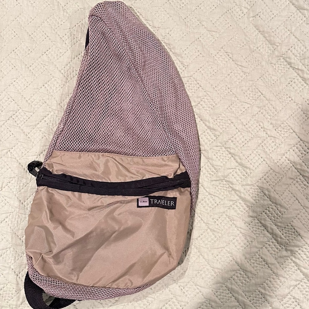 Vintage LL Bean Mesh Traveler Ameribag Healthy Back Sling Bag - Tan
